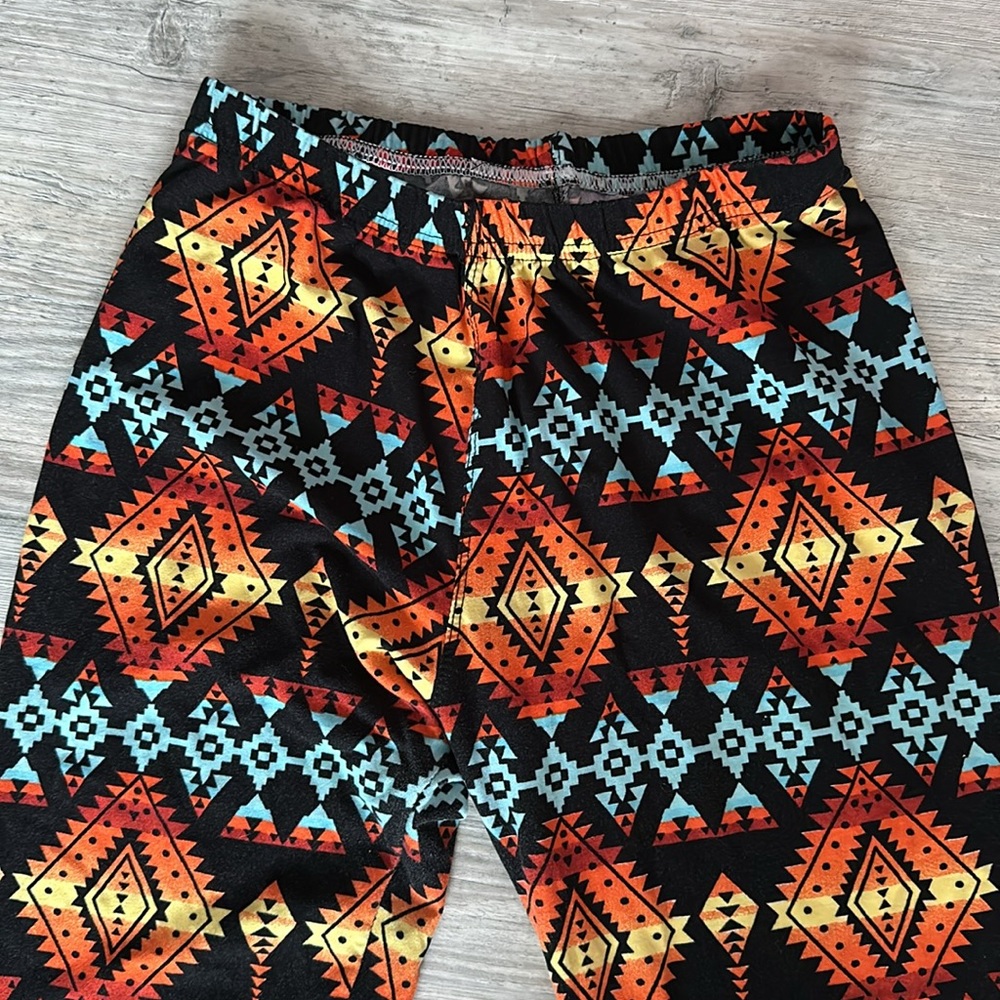 Comfy pattern leggings - Picture 2 of 2